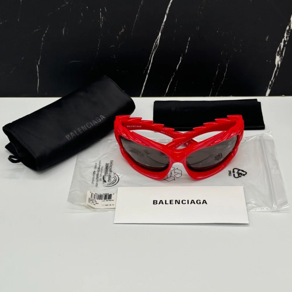 NEW BB0255S 004 BALENCIAGA RED GREY OVAL WOMEN BALENCIAGA SUNGLASSES - Picture 10 of 10